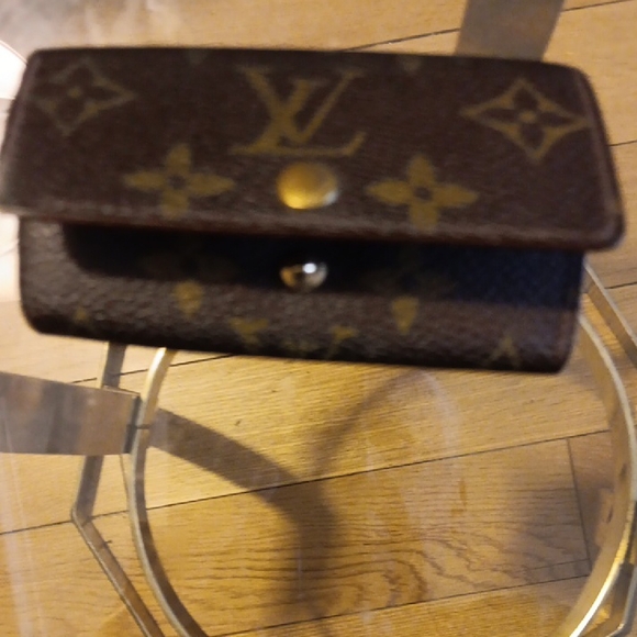 Louis Vuitton Monogram Key Holder - Brown and Gold Vintage - Picture 3 of 6